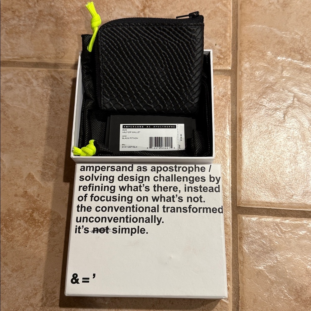 Ampersand as Apostrophe HALF-ZIP WALLET / BLACK PYTHON